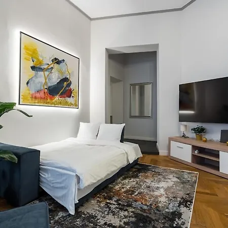 Apartment Superb 2br Flat - Amzei Square Bucharest
