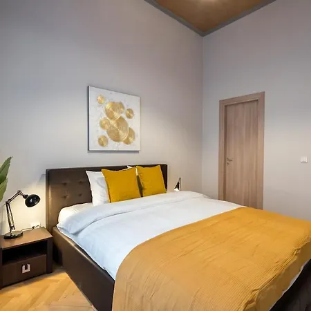 Superb 2br Flat - Amzei Square *