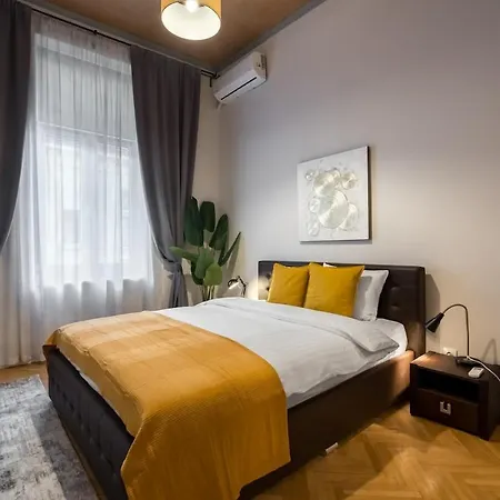 Superb 2br Flat - Amzei Square *