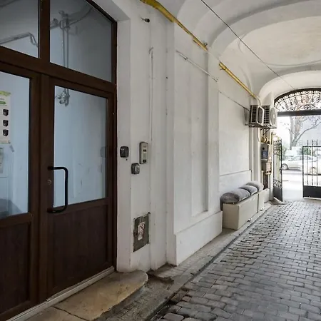 Superb 2br Flat - Amzei Square