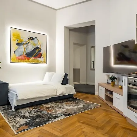 아파트 Superb 2br Flat - Amzei Square *
